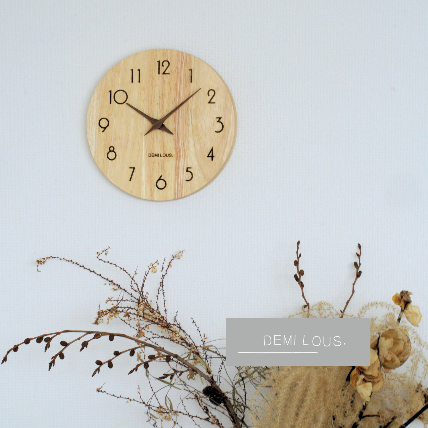 DEMI LOUS. 無垢の木 掛け時計 置き時計 22cm 2WAY 兼用 木製 静音 ナチュラル