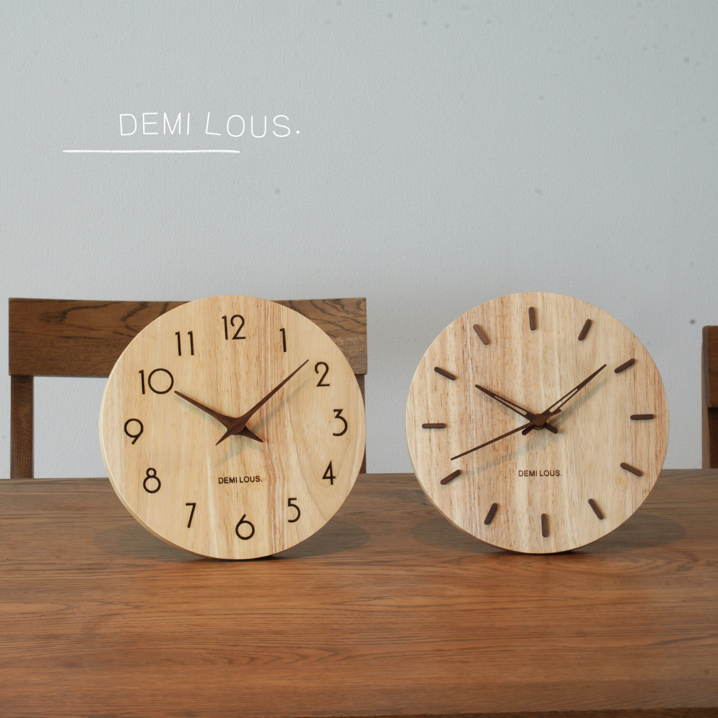 DEMI LOUS. 無垢の木 掛け時計 置き時計 22cm 2WAY 兼用 木製 静音 ナチュラル