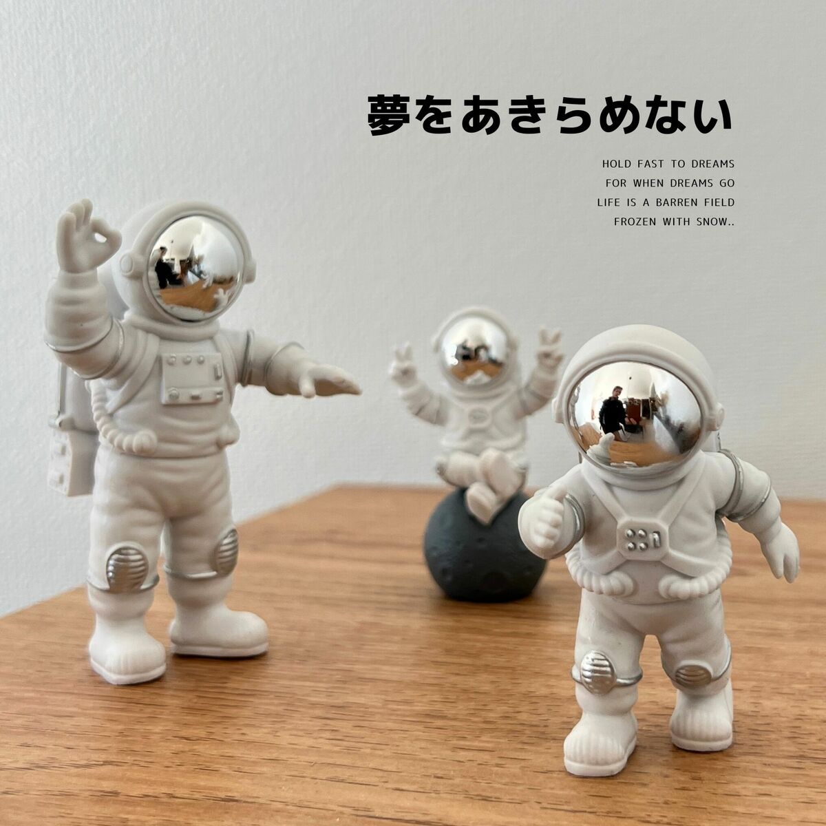 宇宙飛行士の置物セット