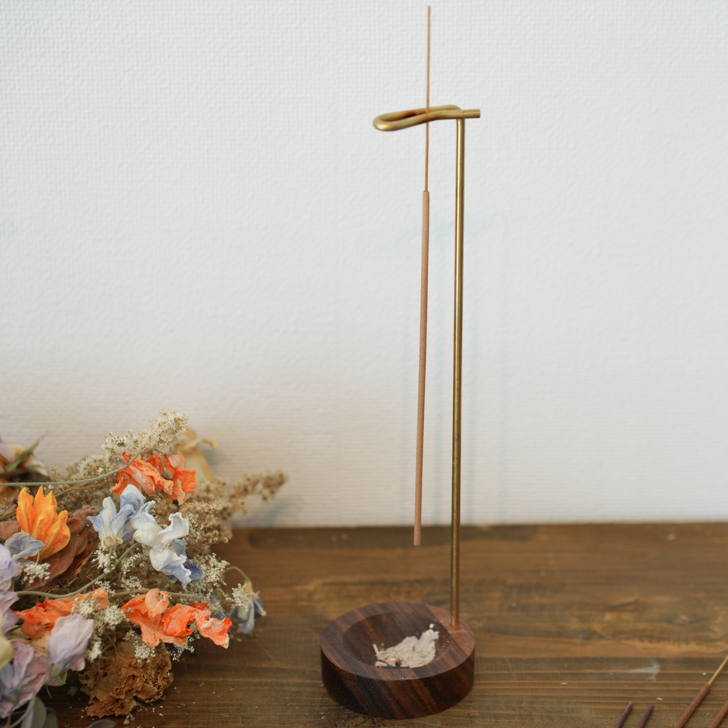 吊り下げ式線香立て